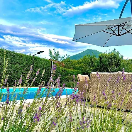 Crystal Racic 펜션 Bihać